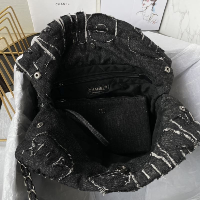 Ch**el hobo 22 bags